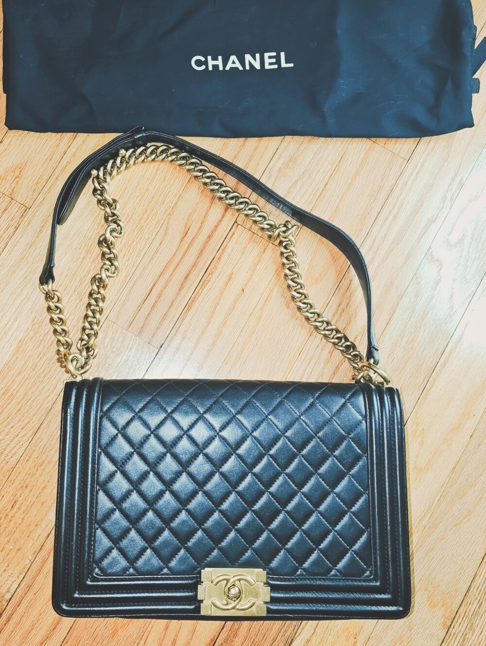 Vintage Chanel ‘Le Boy’ Bag, Black with Gold Hardware - Picture 6 of 7